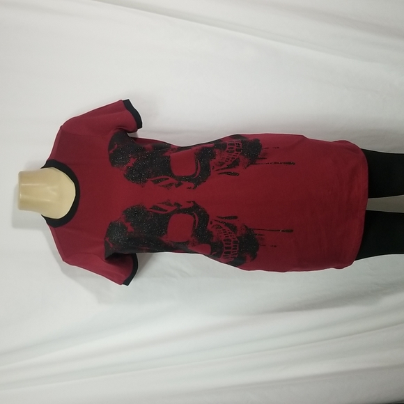 MIDNIGHT HOUR BURGUNDY  & BLACK SKULL DRESS WITH POCKETS SIZE SML - Picture 3 of 8